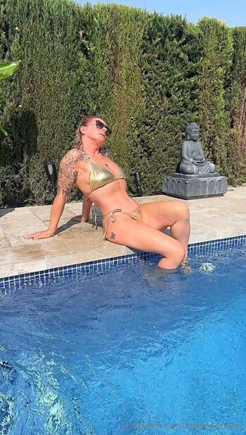Lola Eastking