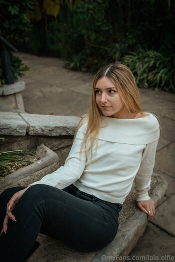 lola.elfie