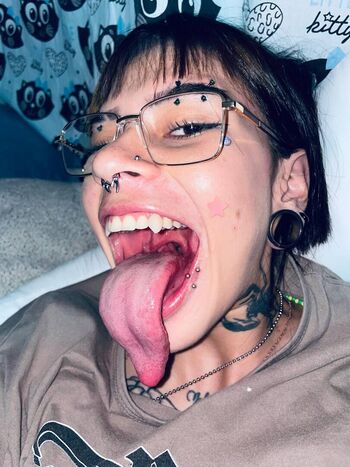 Long Tongue Fetish