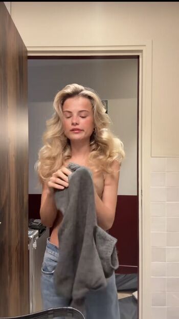 Lotta Emilie Stichler