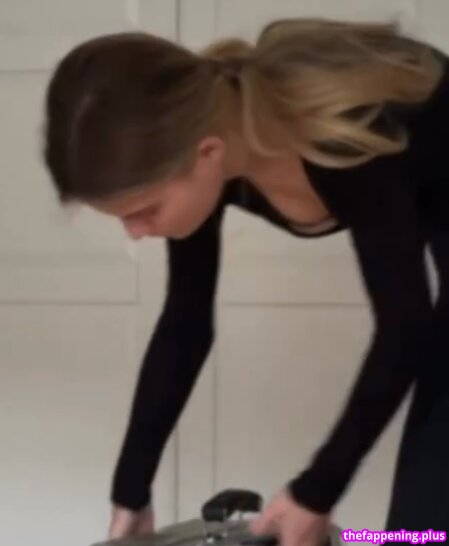 Lotta Emilie Stichler