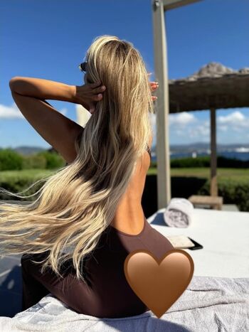 Luana Vjollca
