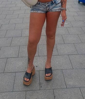 Magyar Lányok Lábai