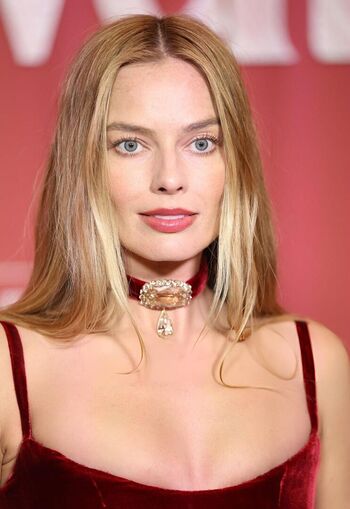 Margot Robbie