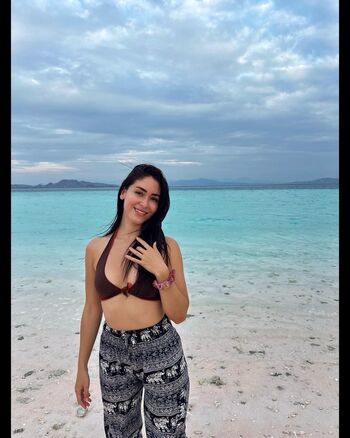 Maricel Freire Hotwife