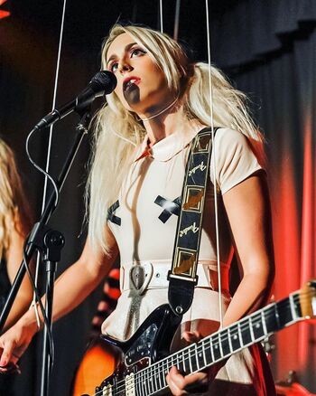 Marisa Rodriguez Singer