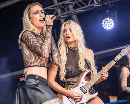 Marisa Rodriguez Singer