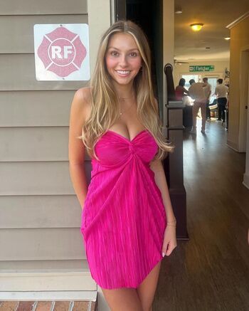 Mia Steele