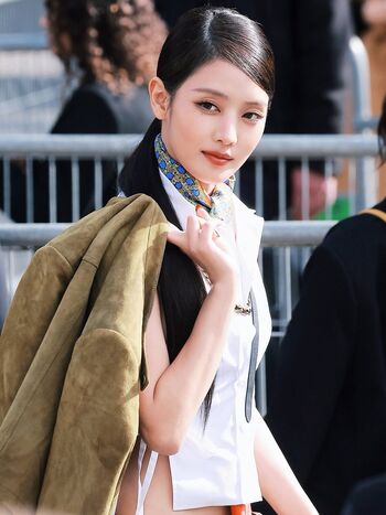 Minnie (Nicha Yontararak - I-dle