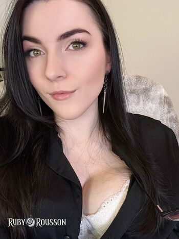 Mistress Ruby Rousson