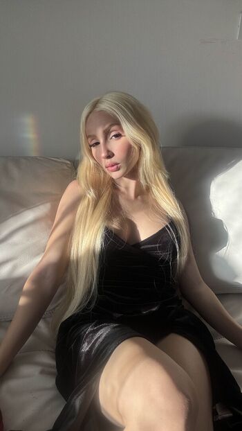 Mochidolll (Veroodle)