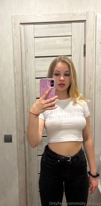 molly_dollyyy