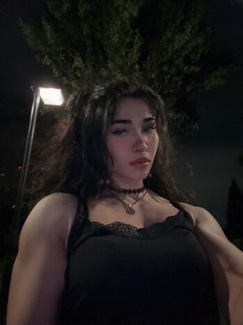 Naila Iqbal / alienalianz / NylaWHO / NylaWHO1