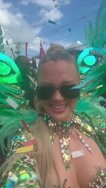 Nicole Arbour