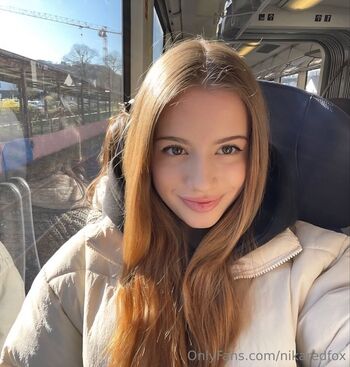 nikaredfox