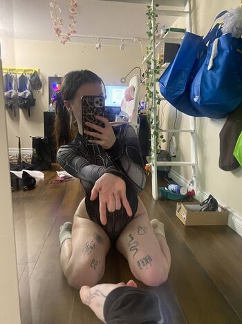 Nikkieelovee