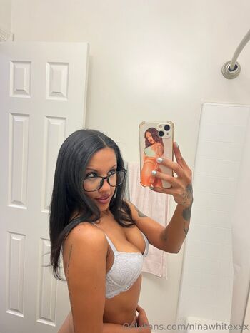 ninawhitexxx