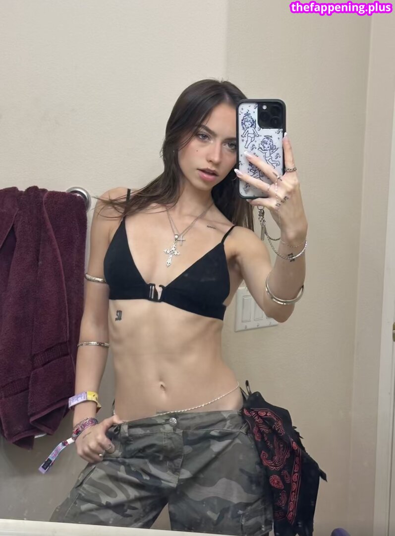 Katelyn Elizabeth / katelynelizabeth / nnayetakk Fotografie OnlyFans Dezbrăcată #1405