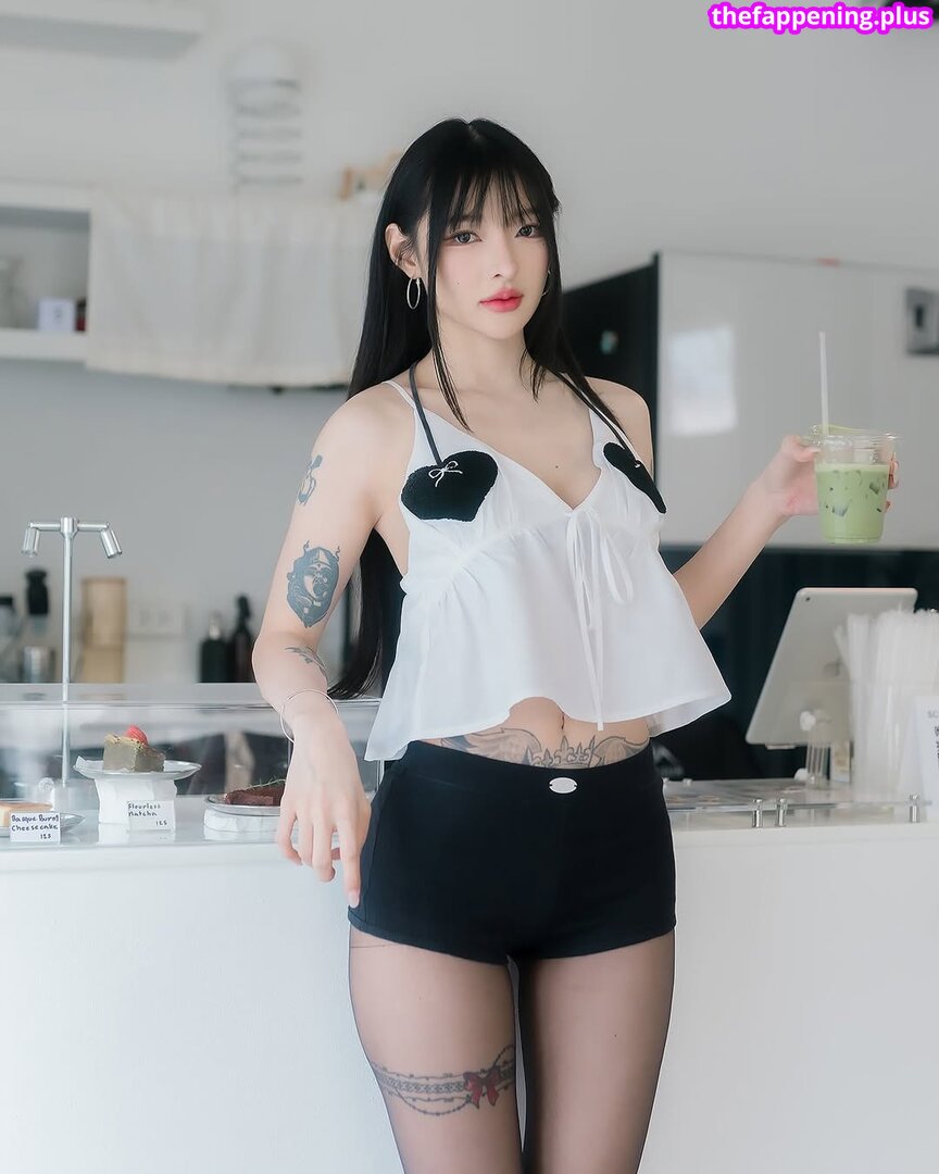 https: / nnewys Meztelen OnlyFans Fotó #2