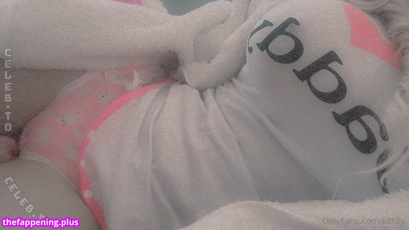 https: / kltt3y / nnyxie Nacktes OnlyFans Foto #32