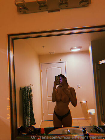 officialemspensiveemily