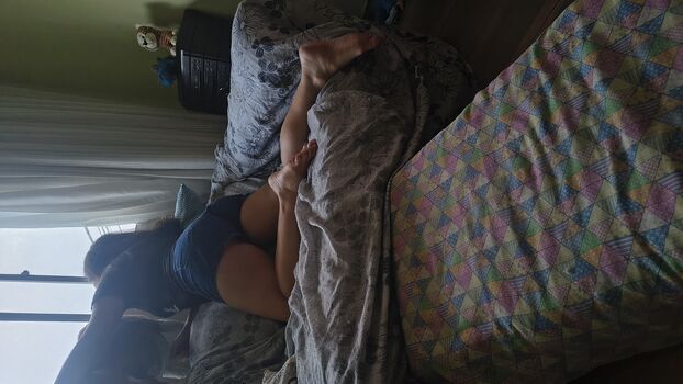 Pezinhos Da Minha Tia