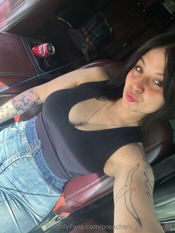 preachers_daughter69