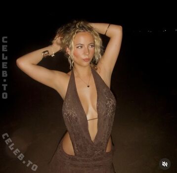 pretending2berosalie