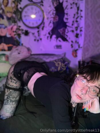 prettylittlefreak13