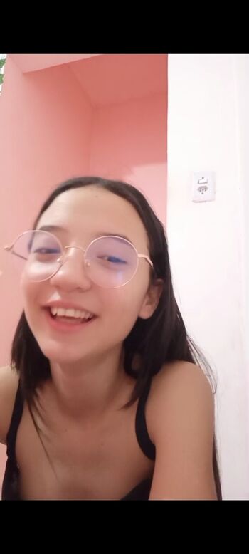 &Quot;Quem É Essa&Quot; Pesquise Nomes Aqui.