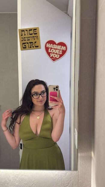 qveenjulia