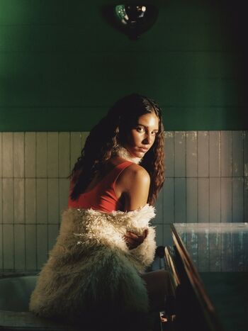 Rachelle Van Waardhuizen