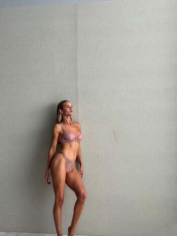 Rosie Huntington-Whiteley