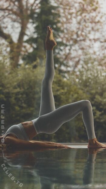 Rosie Huntington-Whiteley