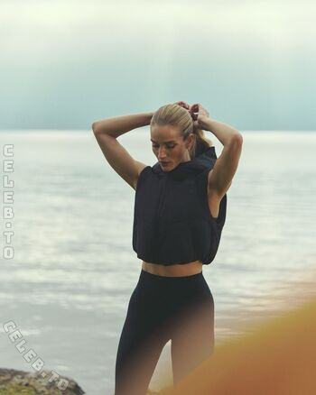 Rosie Huntington-Whiteley