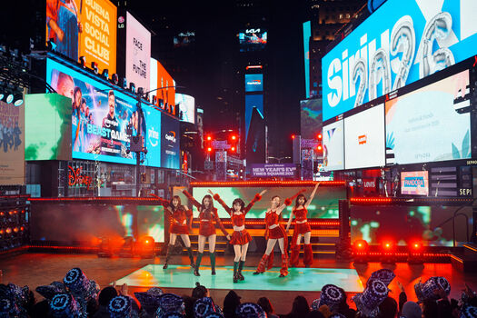 Sakura Miyawaki 宮脇 咲良