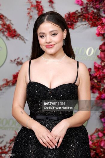 Sarah Jeffery