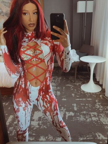 Sasha Banks
