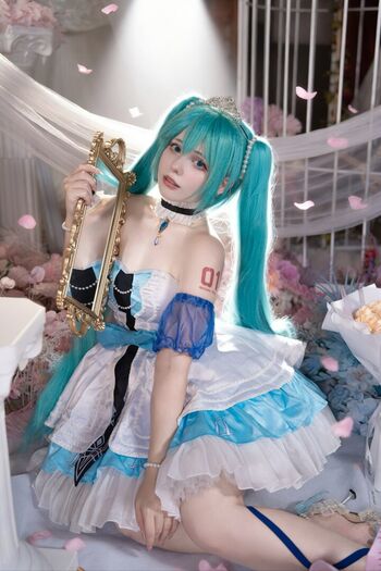 Saya Scarlet