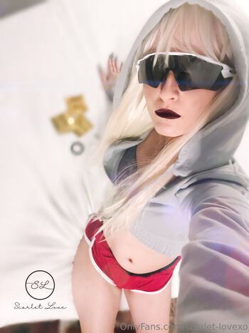 scarlet-lovexo