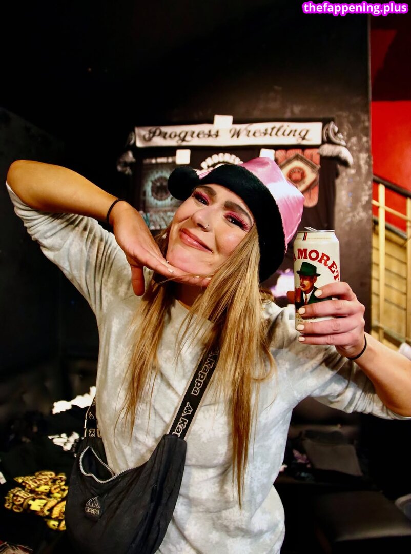 Session Moth Martina