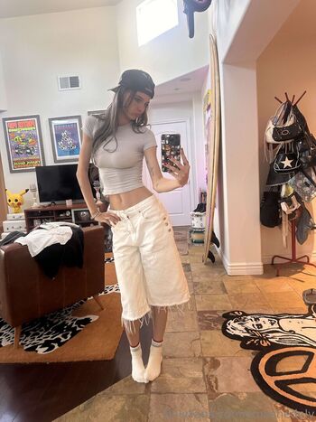 Smashedely - Ashley Matheson