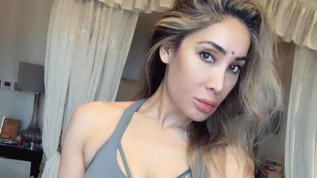 Sofia Hayat