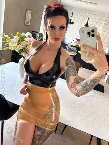 Starfuckedmodel