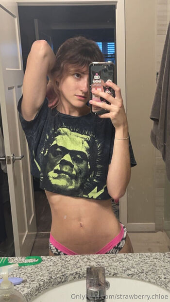 strawberry.chloe