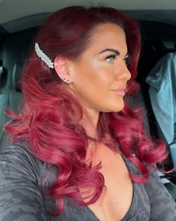 Strong AND Curvy Women