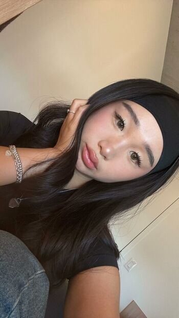 Sua Lee