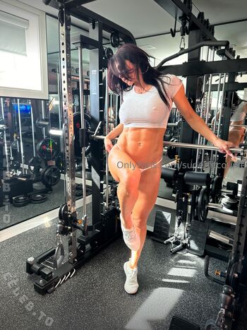 Super Fit Couple