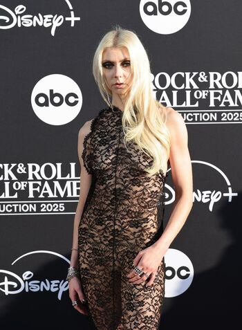 Taylor Momsen