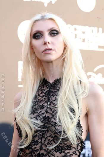 Taylor Momsen